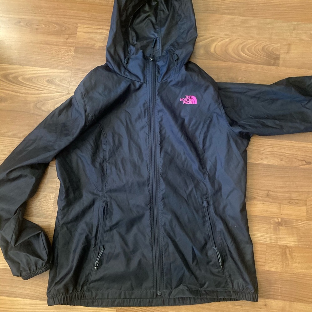 North face black pink windbreaker Medium